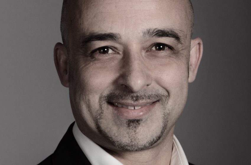 Mike Karim CEO Oxford Endovascular